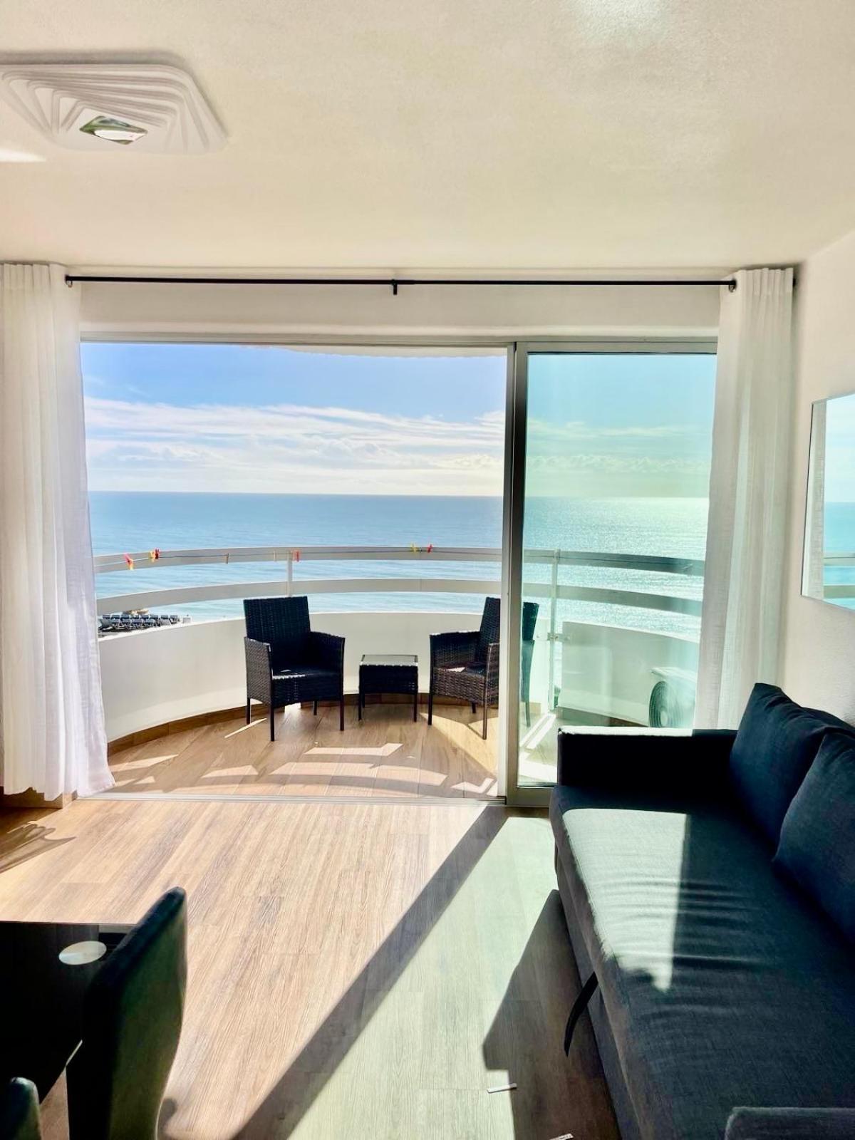 Top Ocean View Apartment - Amazing Sunset - Modern Style - Pool & 200M To Beach Portimão Eksteriør bilde
