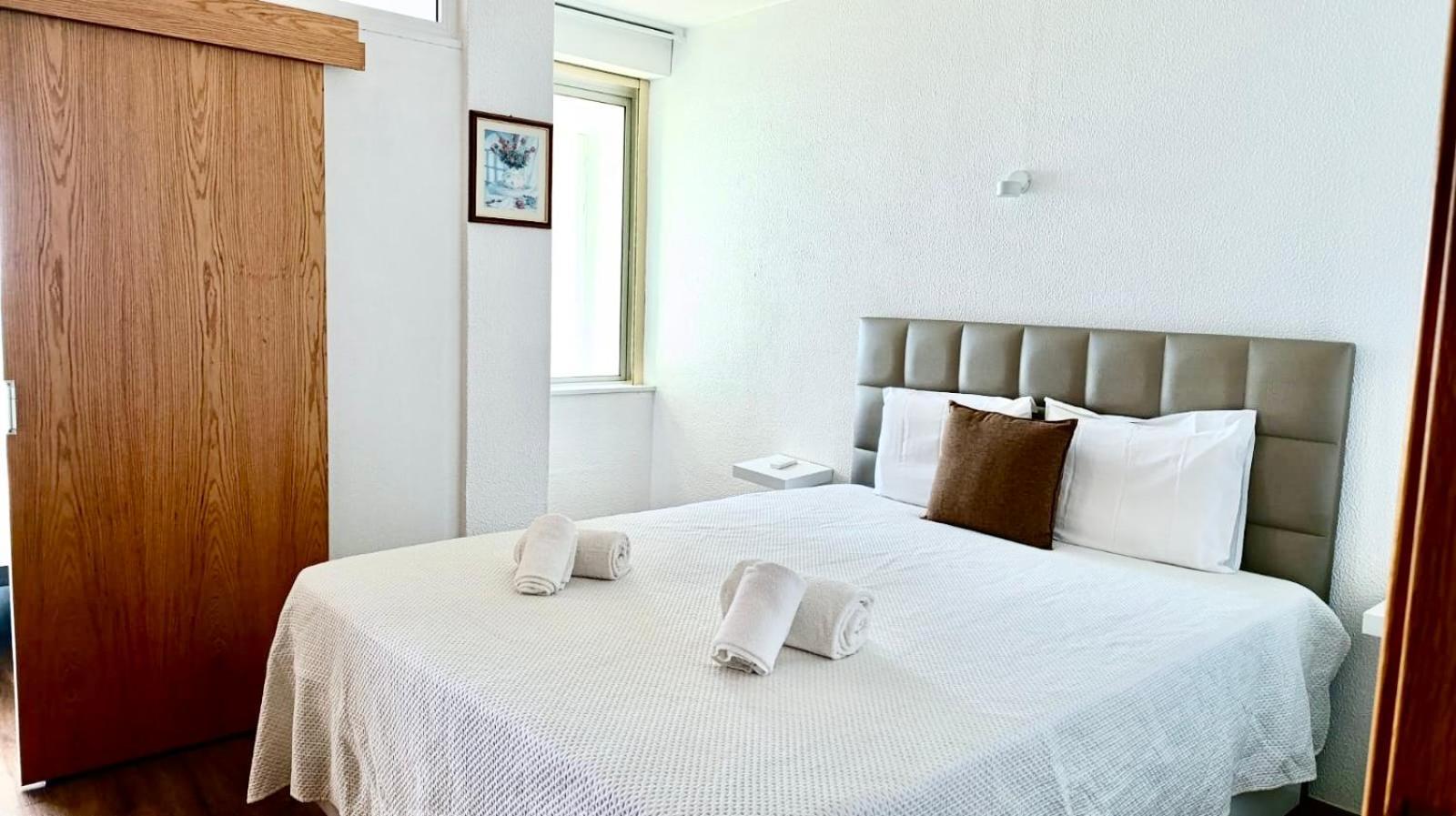 Top Ocean View Apartment - Amazing Sunset - Modern Style - Pool & 200M To Beach Portimão Rom bilde